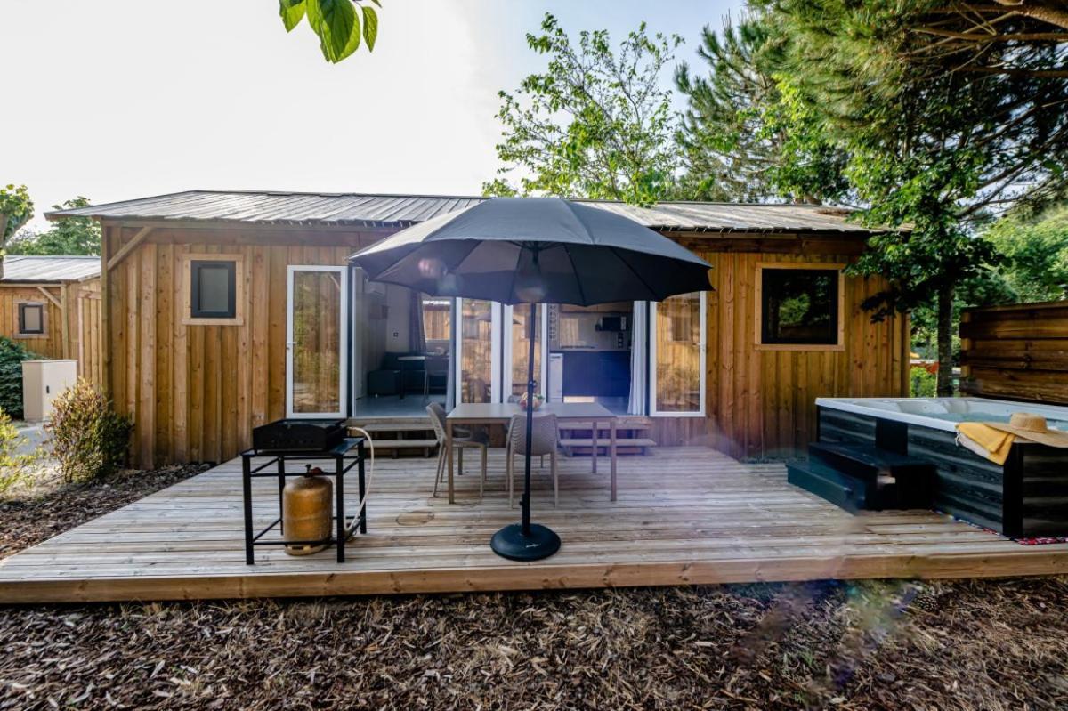 Camping Domaine Les Carrelets De - Maeva Selection 5*