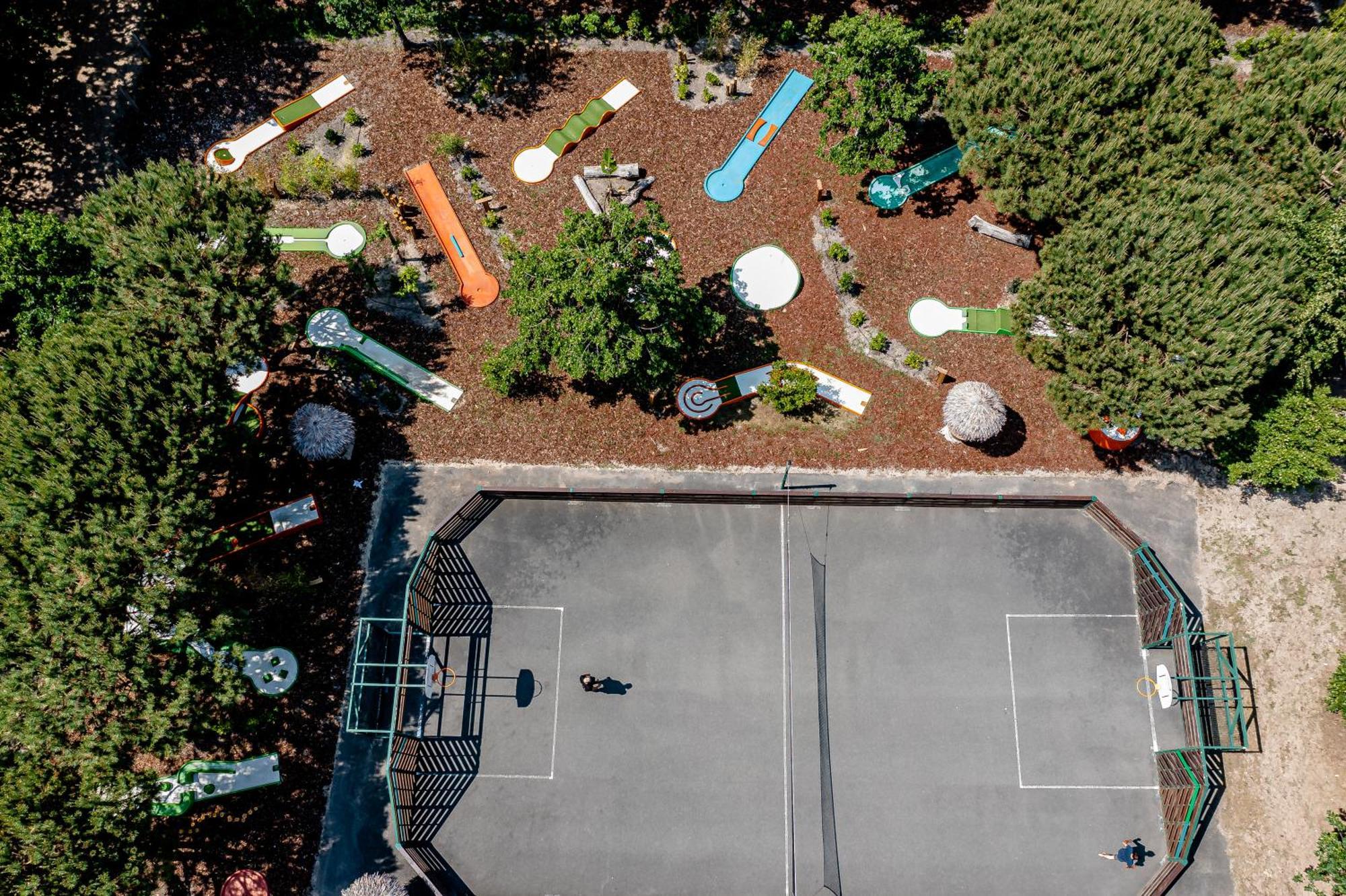 Camping Domaine Les Carrelets De - Maeva Selection 5*